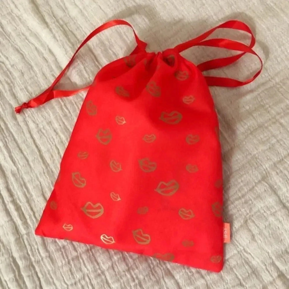 Makeup Products Set - Picture 2 of 16